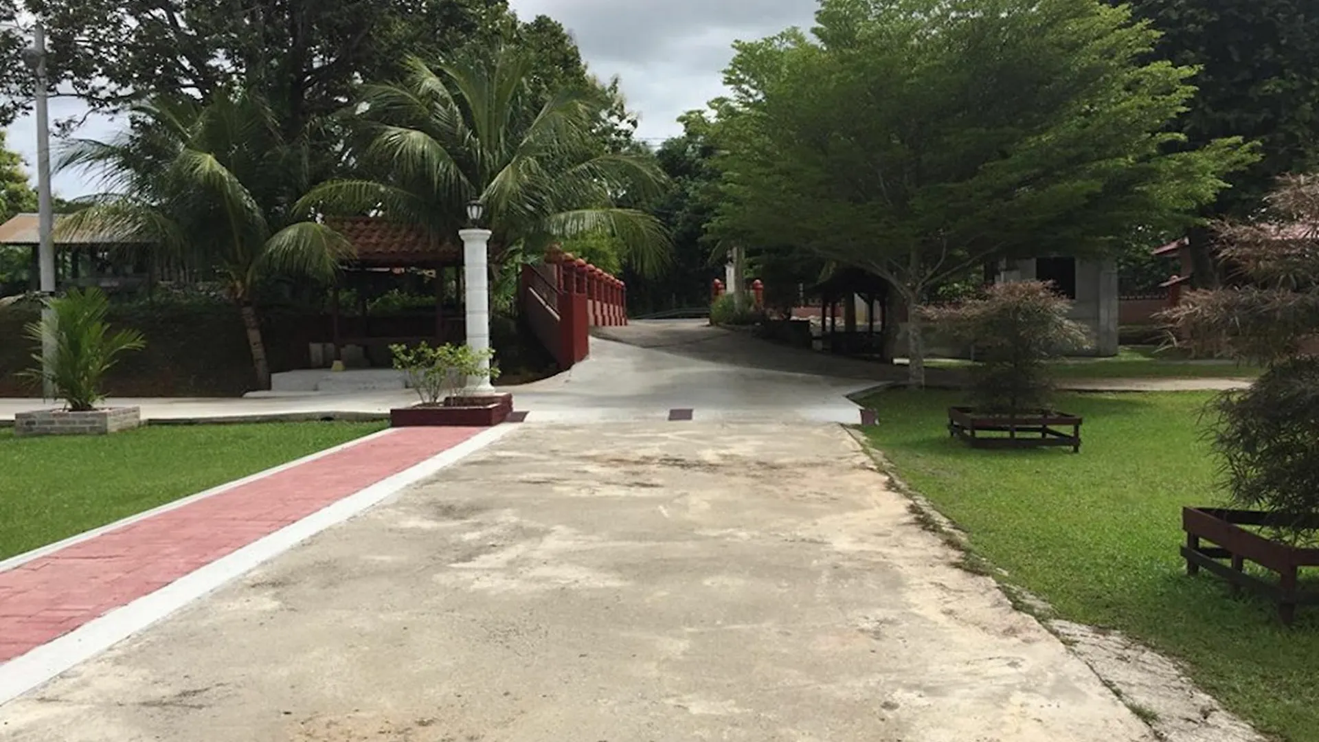 Dee Village Langkawi Chalet 2*,  Malaysia