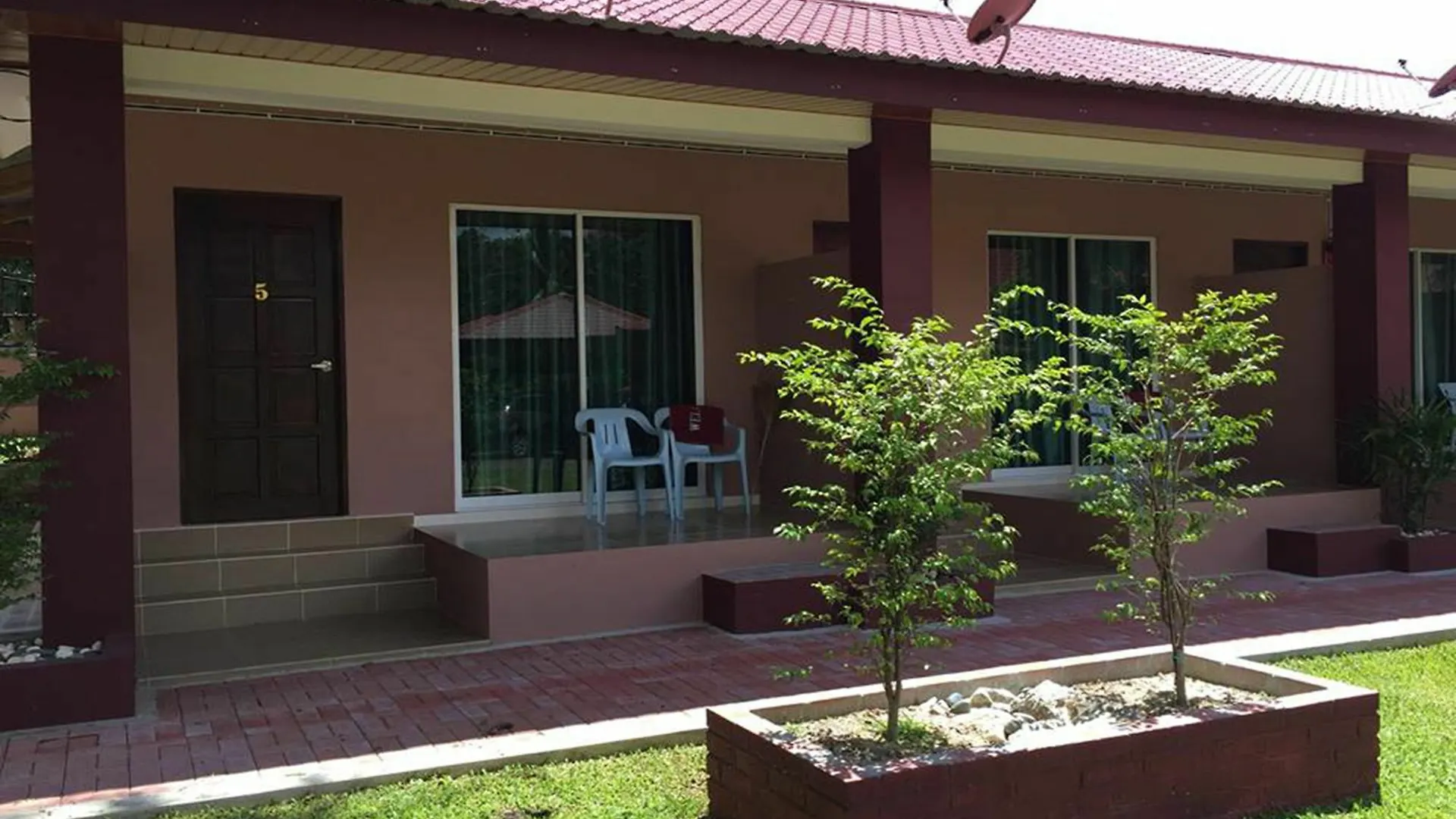 Dee Village Langkawi Chalet Hotel